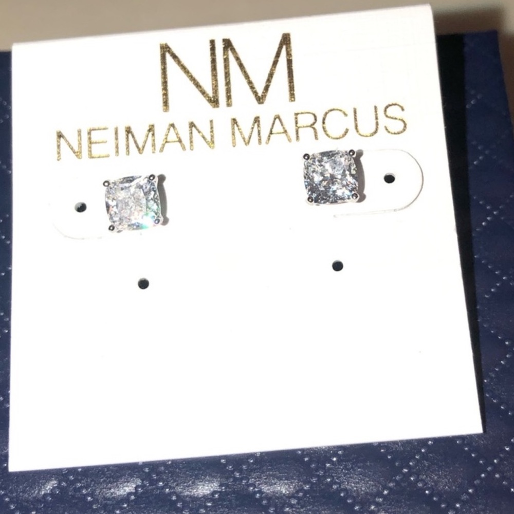 1.5ct Cushion Cut Earrings - Picture 8 of 14